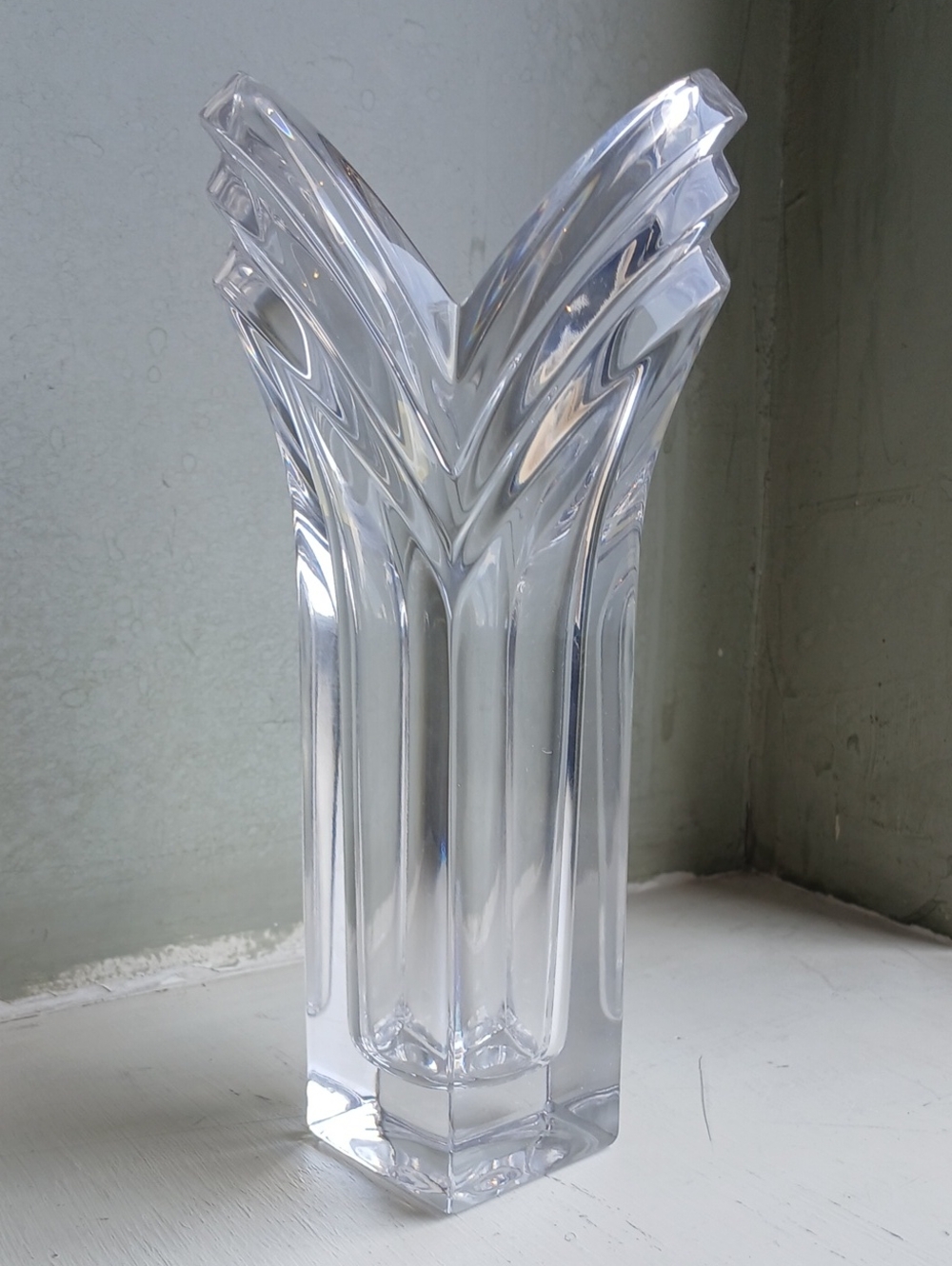 New in Box Vintage Mikasa Deco Crystal Flower Vase